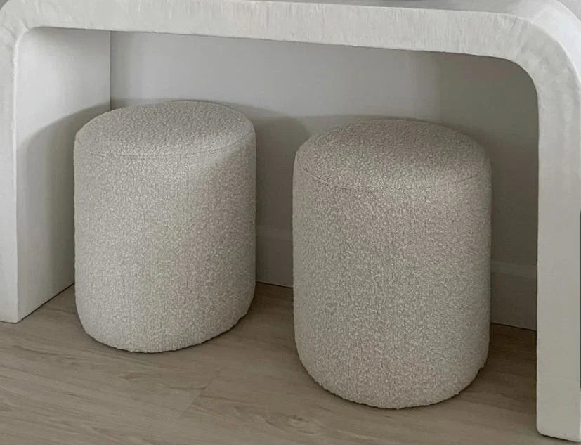 Pouf Design Scandinave – Blanc Bouclette